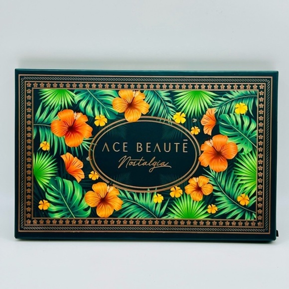 Ace Beauté Cosmetics Nostalgia Eyeshadow Palette - Picture 1 of 4